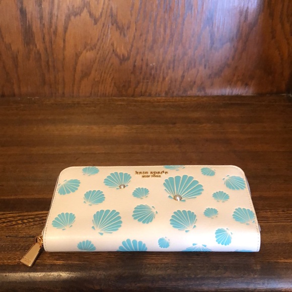 NWT-Kate Spade-Morgan-Seashell ๐Embossed-Zip-Around Continental Wallet-$210 - Picture 5 of 12